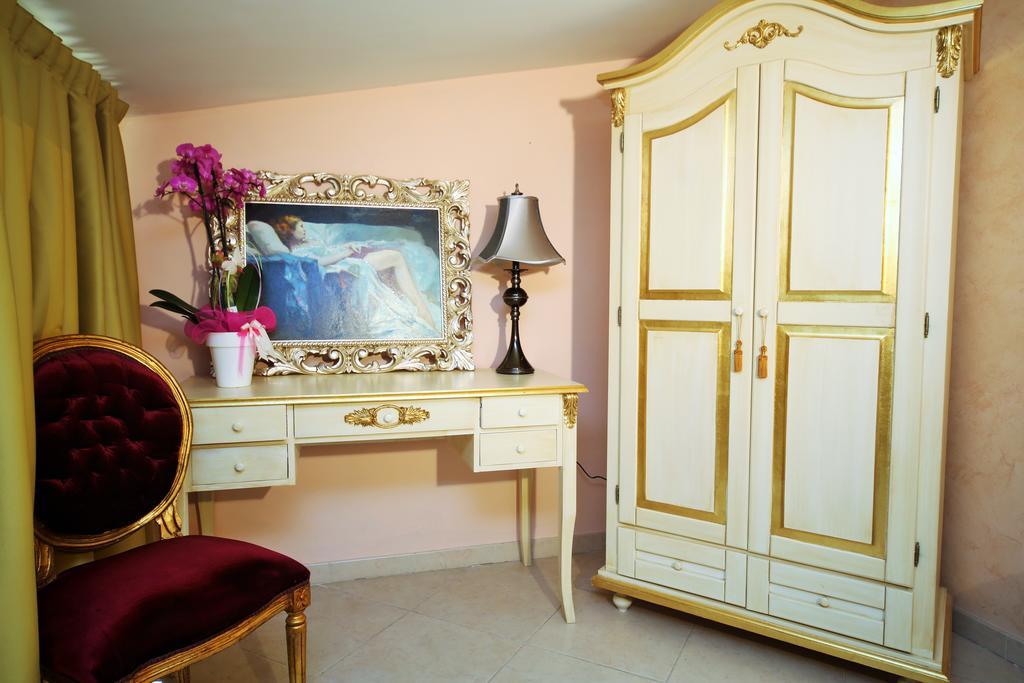 Hotel Scilla 3*