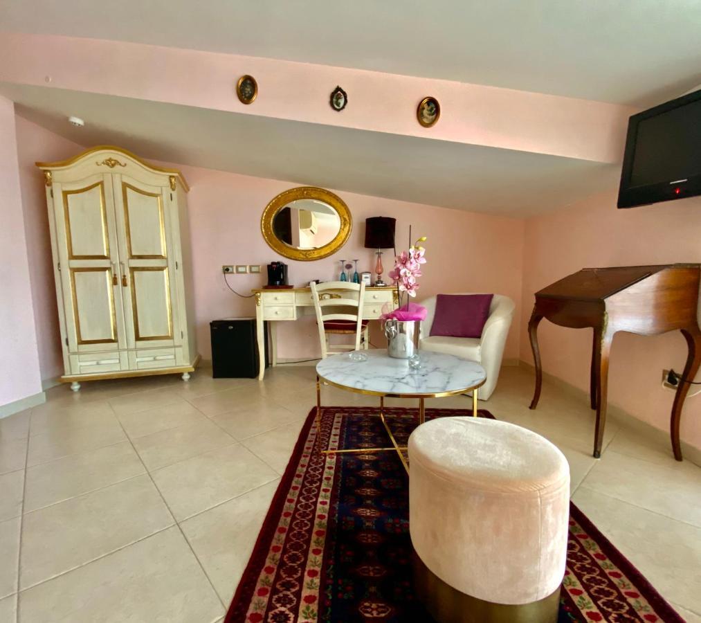 Hotel Scilla 3*